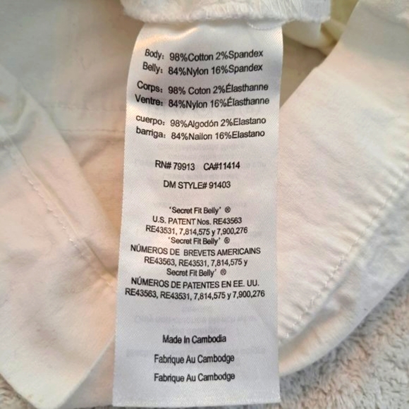 Motherhood Maternity Full Panel Lightweight White Shorts Size Medium - Picture 6 of 6